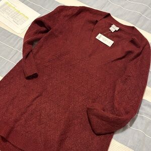 NEW Chicos V-Neck Sweater